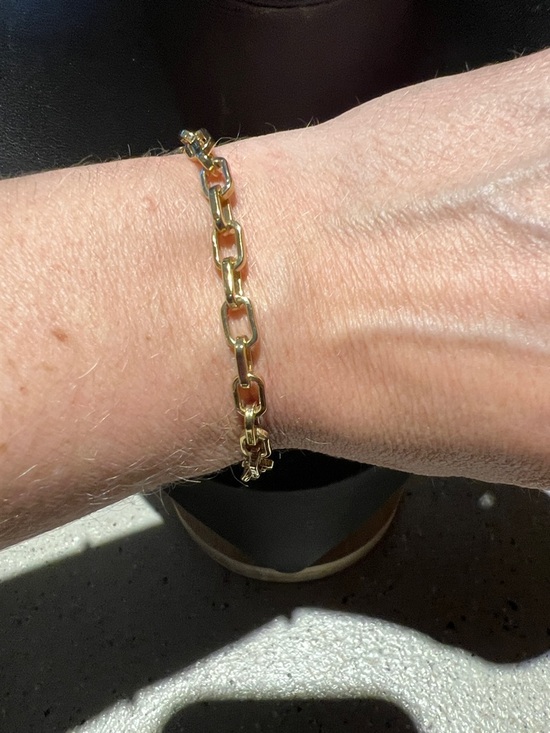 Jewelry - Gold tone Chain Link Bracelet - Women